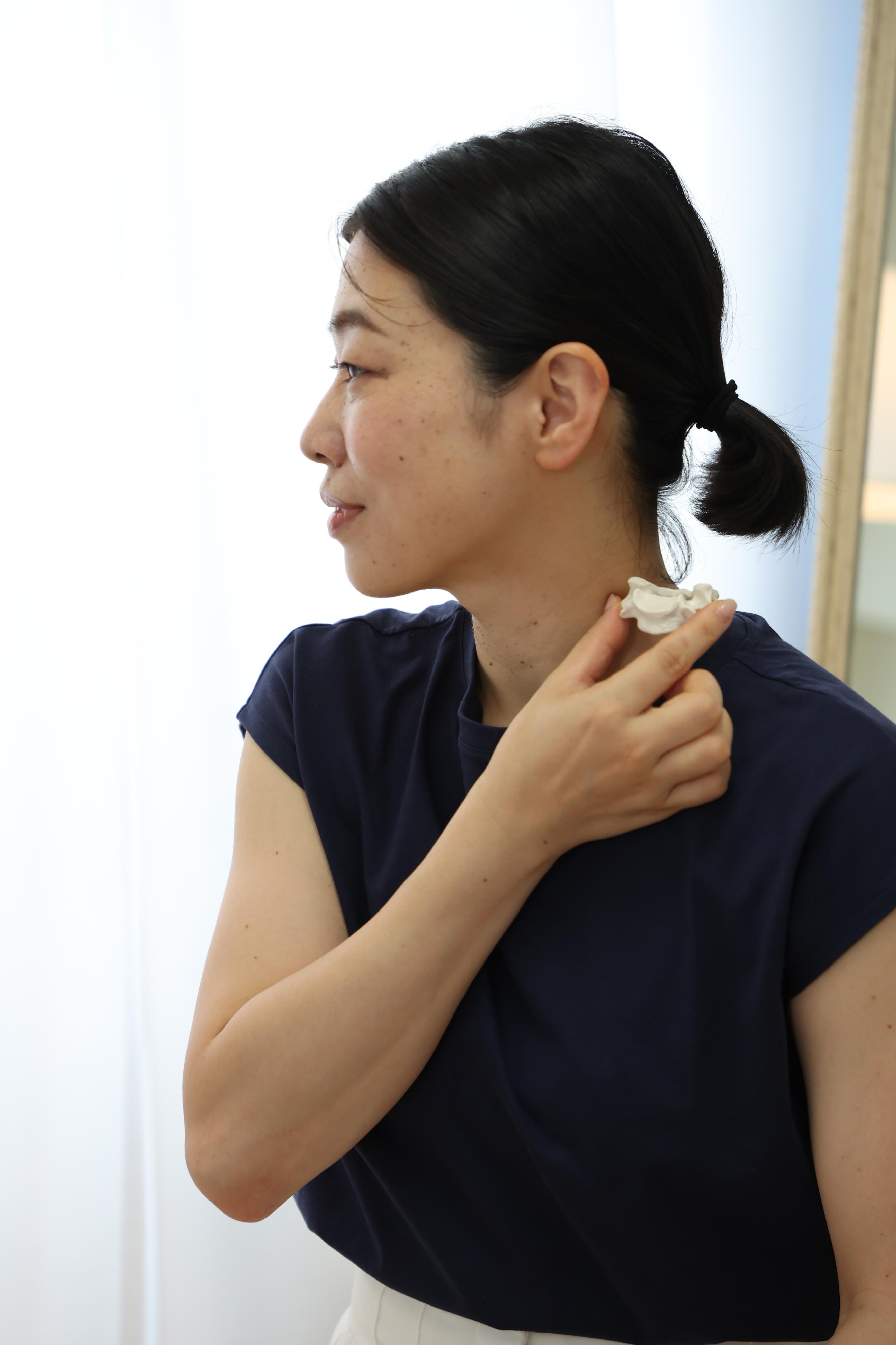 肩こり解消のストレッチ